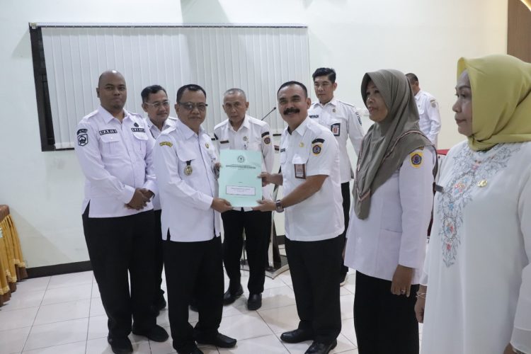 Pemkab Brebes Lepas 33 ASN Purna Tugas, Wabup Apresiasi Pengabdian Puluhan Tahun