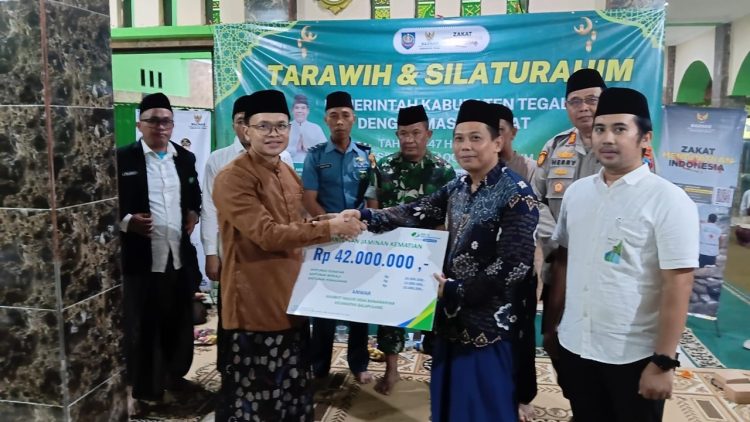 Ahli Waris Marbot Balapulang Terima Santunan JKM Rp42 Juta dari BPJS Ketenagakerjaan Cabang Tegal