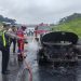 Mobil Hangus Terbakar di Tol Semarang–Solo Saat Arus Lebaran, Diduga Akibat Gangguan Kelistrikan Mesin