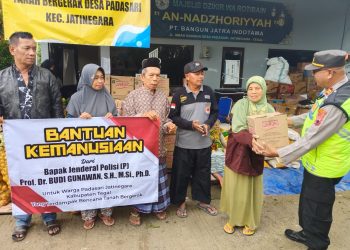 Bantuan Kemanusiaan Disalurkan untuk Warga Terdampak Tanah Bergerak di Padasari