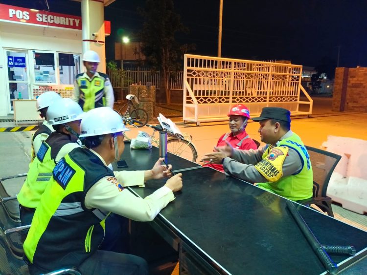 *Polri Patroli SPBU, Pastikan Stok BBM Aman Jelang Idul Fitri 1447 H*