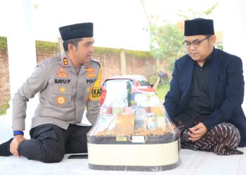 Hampers Lebaran Kapolri Diserahkan kepada Ulama di Wilayah Kabupaten Tegal