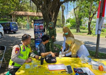 Polri Sigap Tangani Laka Tunggal Pemudik di Gerbang Desa Sidaharja Suradadi