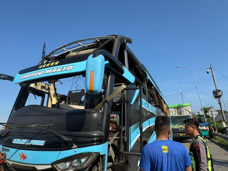 Polres Tegal Gerak Cepat Tangani Ledakan Bus di Tol Suradadi, Peran Pamapta dan Call Center 110 Jadi Kunci Respons Awal