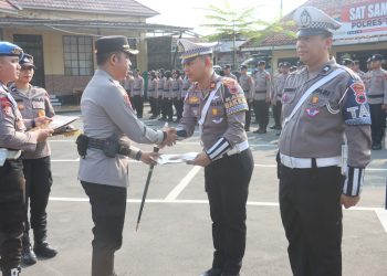 Sebanyak 15 Anggota Polres Tegal Terima Penghargaan atas Prestasi dan Dedikasi