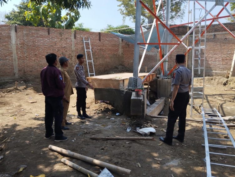 Polri Monitoring dan Amankan Audiensi Warga Terkait Pembangunan Tower Seluler di Bengle